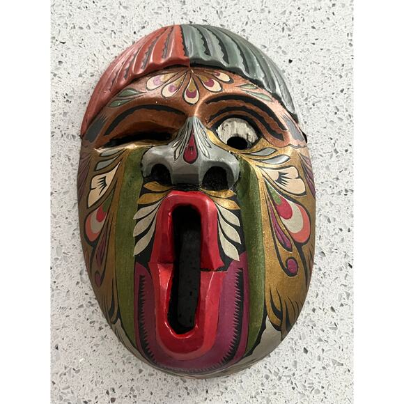 Vintage Hand carved Hand Painted Tribal African Wood Mask Wall Art - Picture 2 of 8